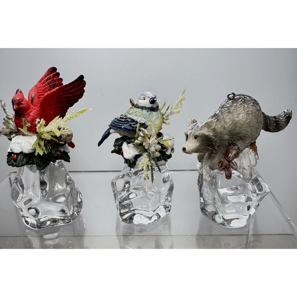 Lot Christmas Ornaments Birds Cardinal Raccoon on Ice Cubes Winter Nature Rustic - Picture 1 of 5